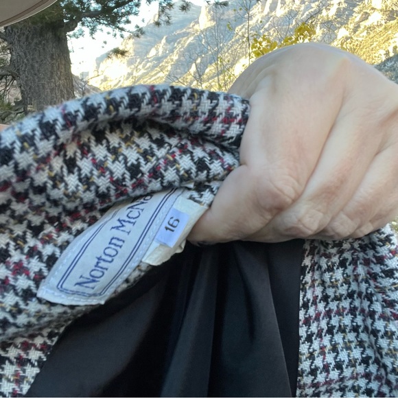 Vintage Made in USA Wool Blend Riding Style Classic Herringbone Plaid Blazer - Picture 11 of 11